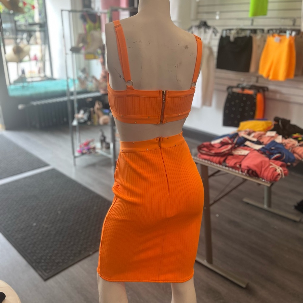 Two piece high quality spandex skirt set - Picture 2 of 10
